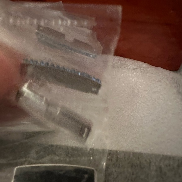 Rotary ladies mother of pearl & changeable dial watch - Picture 8 of 16